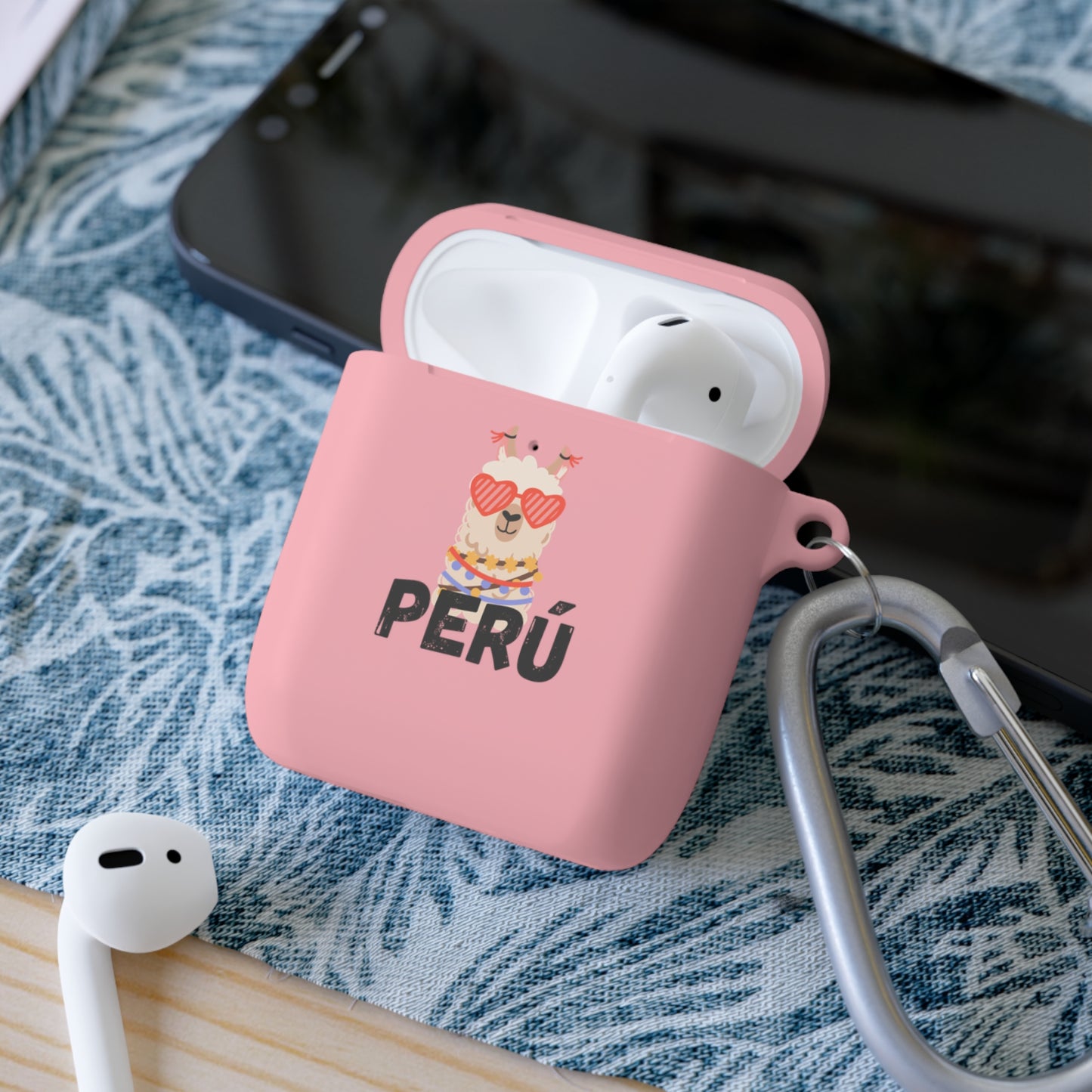 Peruvian AirPods and AirPods Pro Case Cover "Llama Heart"