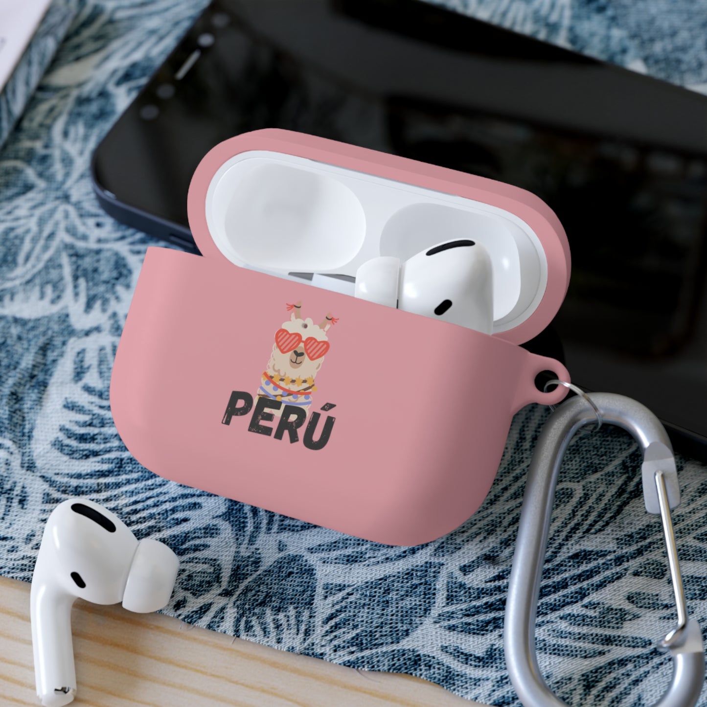 Peruvian AirPods and AirPods Pro Case Cover "Llama Heart"