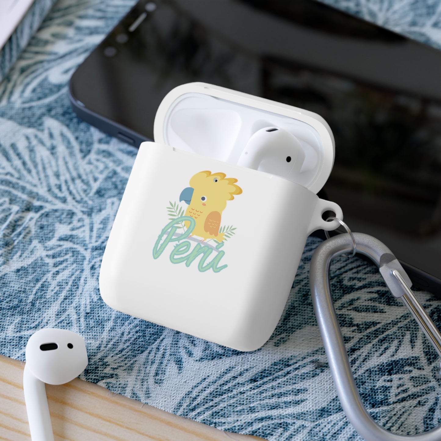 AirPods and AirPods Pro Case Cover 'Gallito de las Rocas'