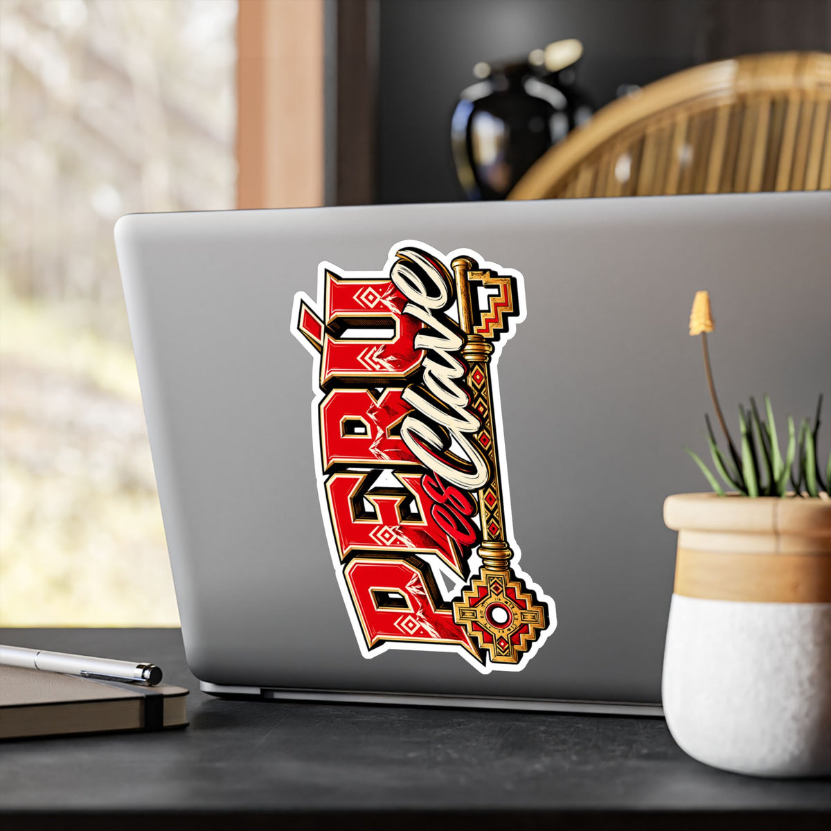 Best Perú es Clave Sticker - Gold Key Andean Vinyl Decal