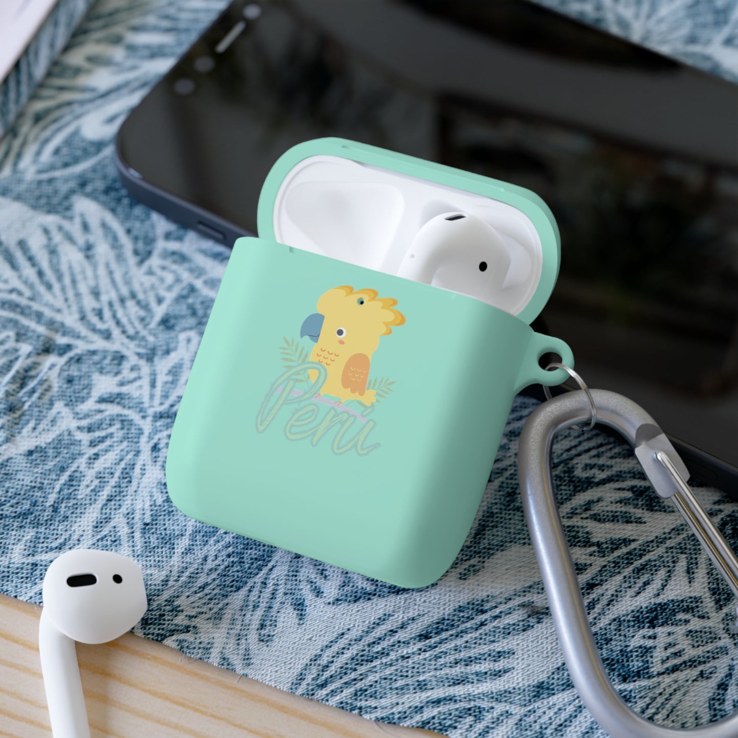 AirPods and AirPods Pro Case Cover 'Gallito de las Rocas'