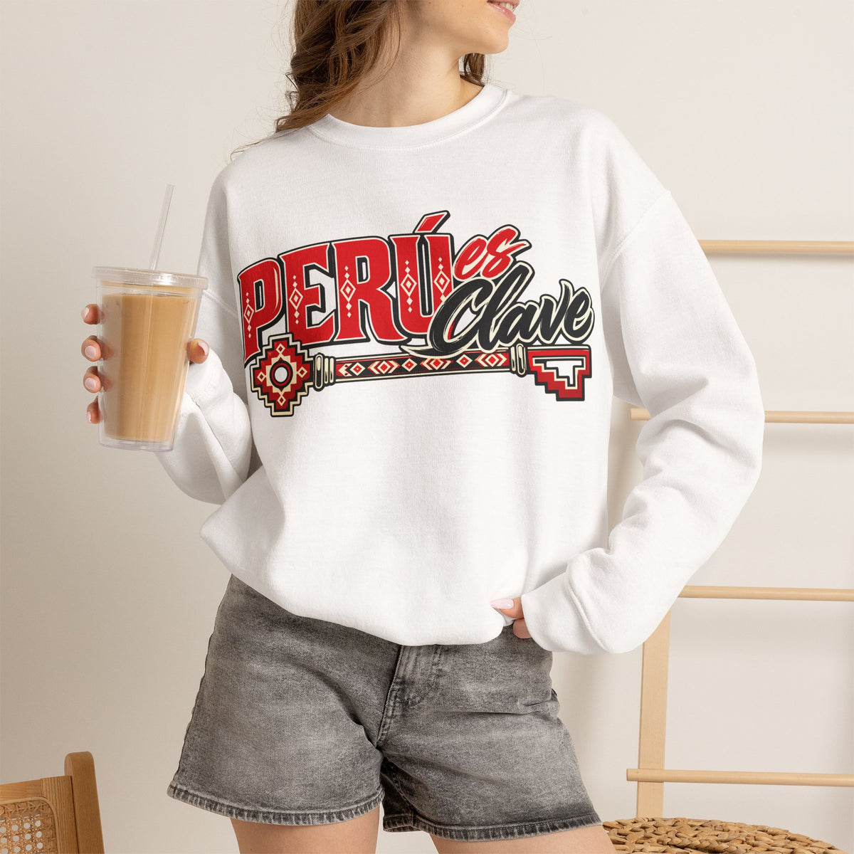 Best Perú es Clave Sweatshirt - Chakana Key Crewneck Gift