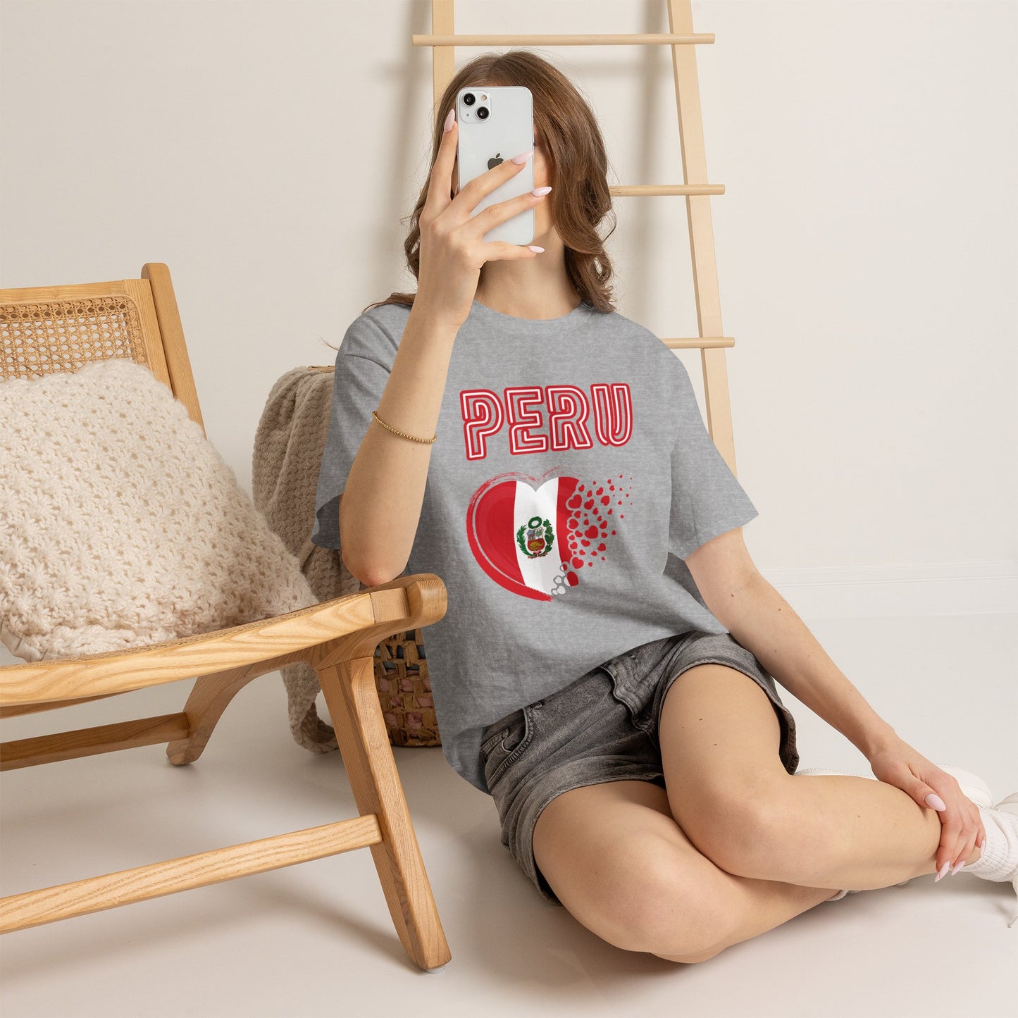 Best Peru Heart Flag T-Shirt - Peruvian Pride Tee