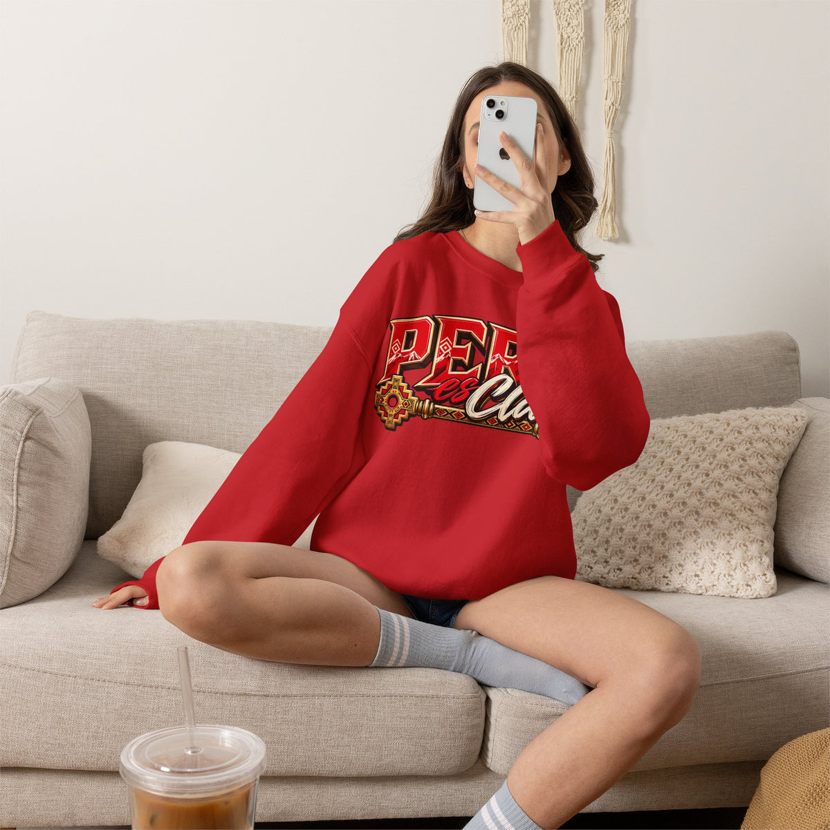 Best Perú es Clave Sweatshirt - Gold Key & Andes Crewneck