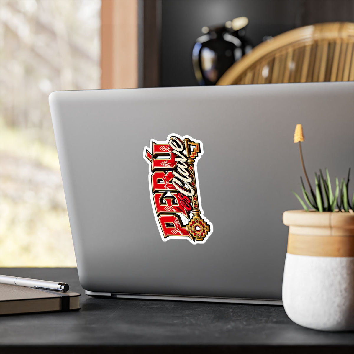 Best Perú es Clave Sticker - Gold Key Andean Vinyl Decal