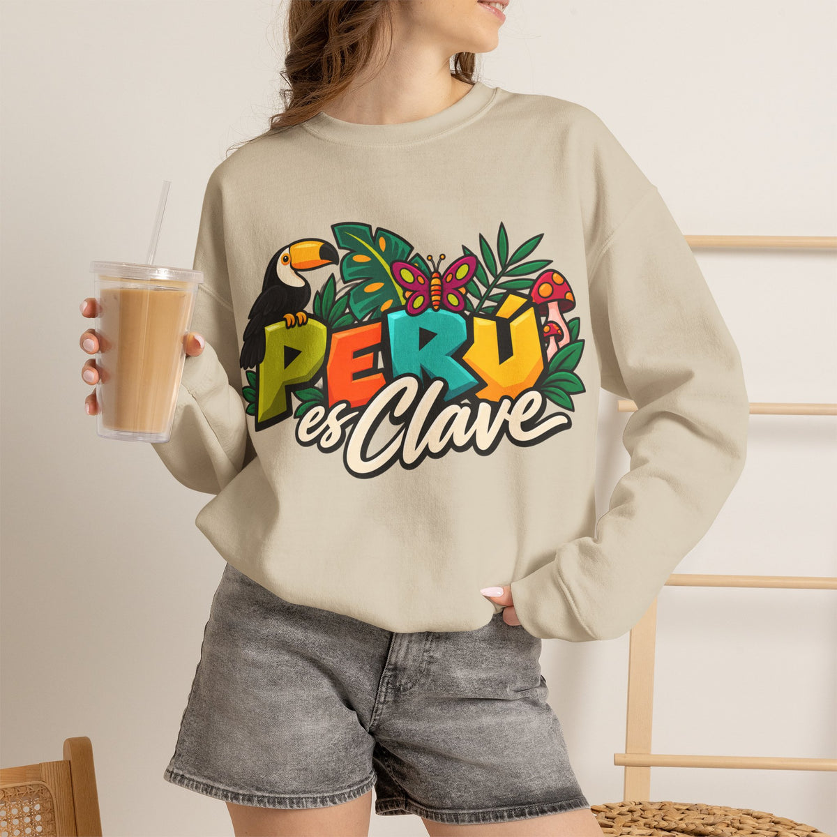 Best Perú es Clave Sweatshirt - Amazon Toucan Jungle Gift