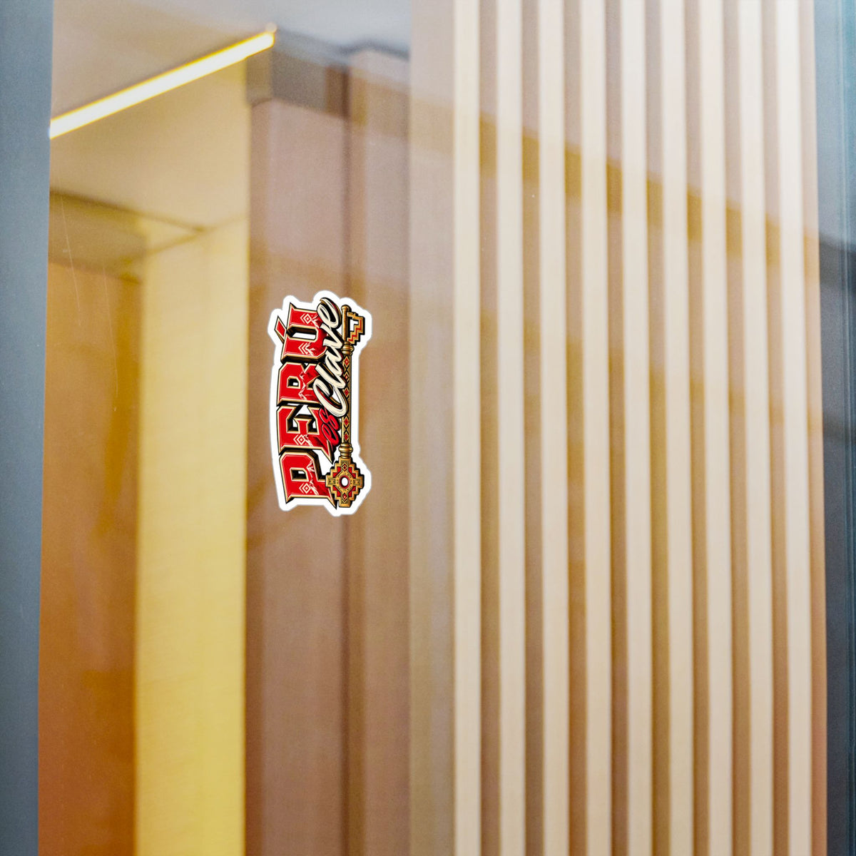 Best Perú es Clave Sticker - Gold Key Andean Vinyl Decal